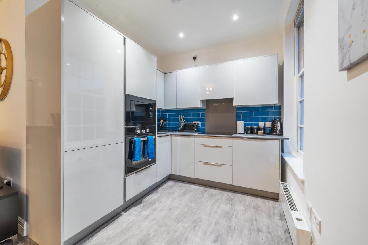 Modern, City Centre -2 Bedroom Apartments Reading Dış mekan fotoğraf