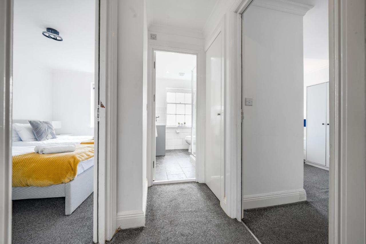 Modern, City Centre -2 Bedroom Apartments Reading Dış mekan fotoğraf
